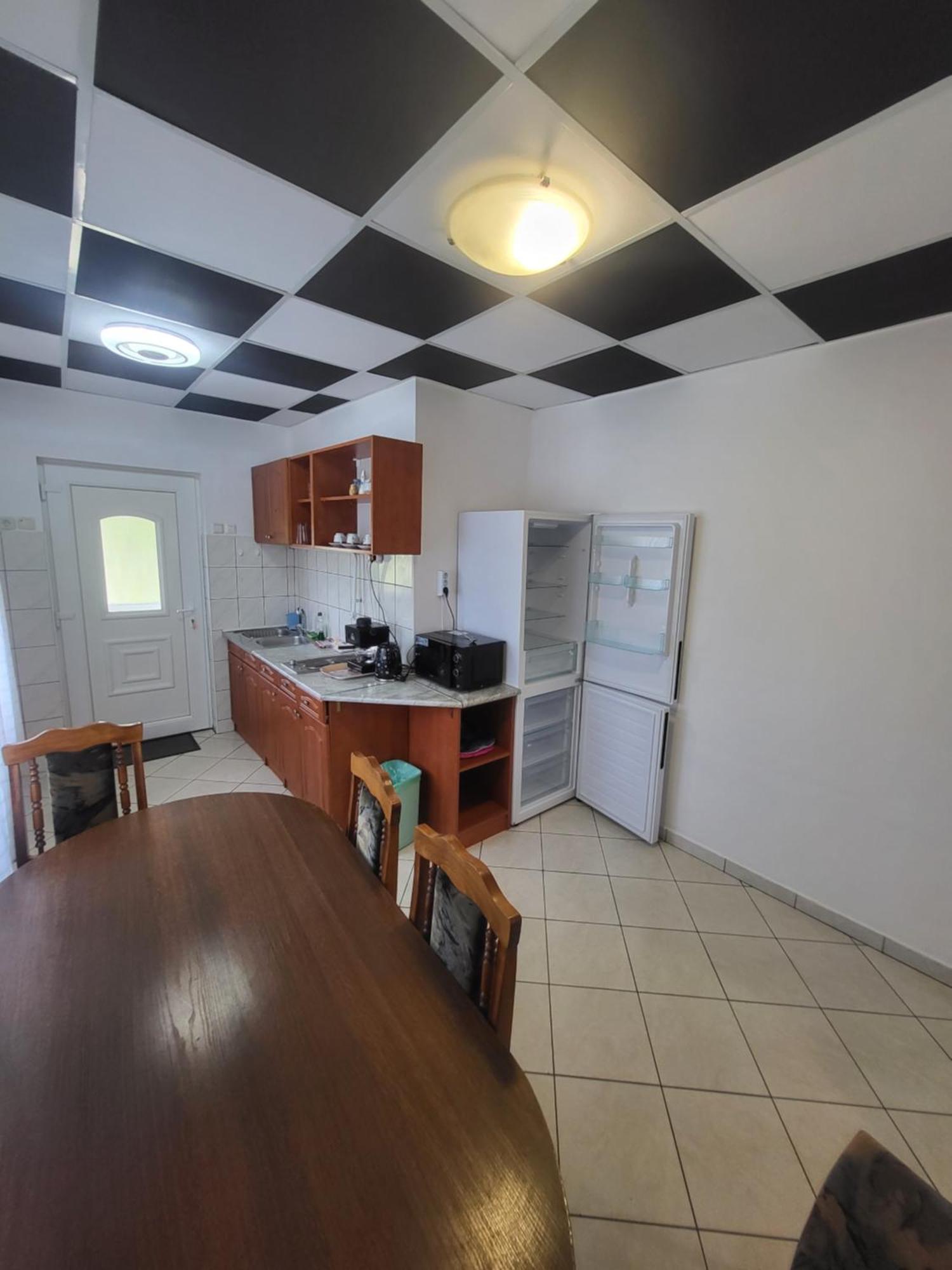 Apartament Napsugar Vendeghaz Tiszaújváros Pokój zdjęcie